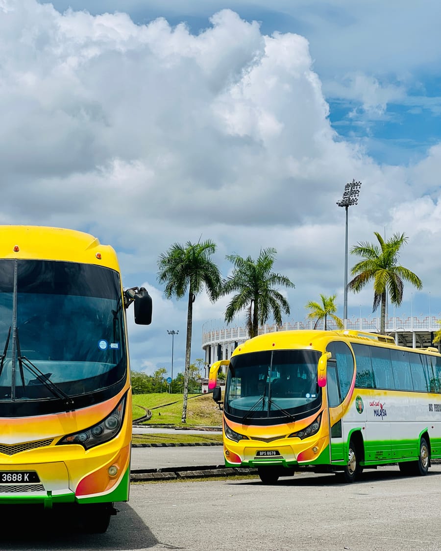 INSAR 40 seater tour coaches